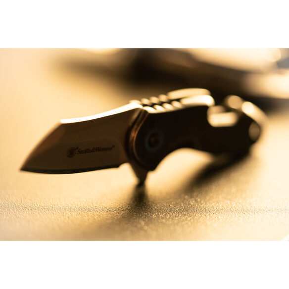 Smith & Wesson&reg; Drive Folding Knife